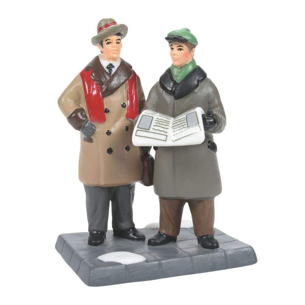 Breaking News Figurine 6007589 by Department 56